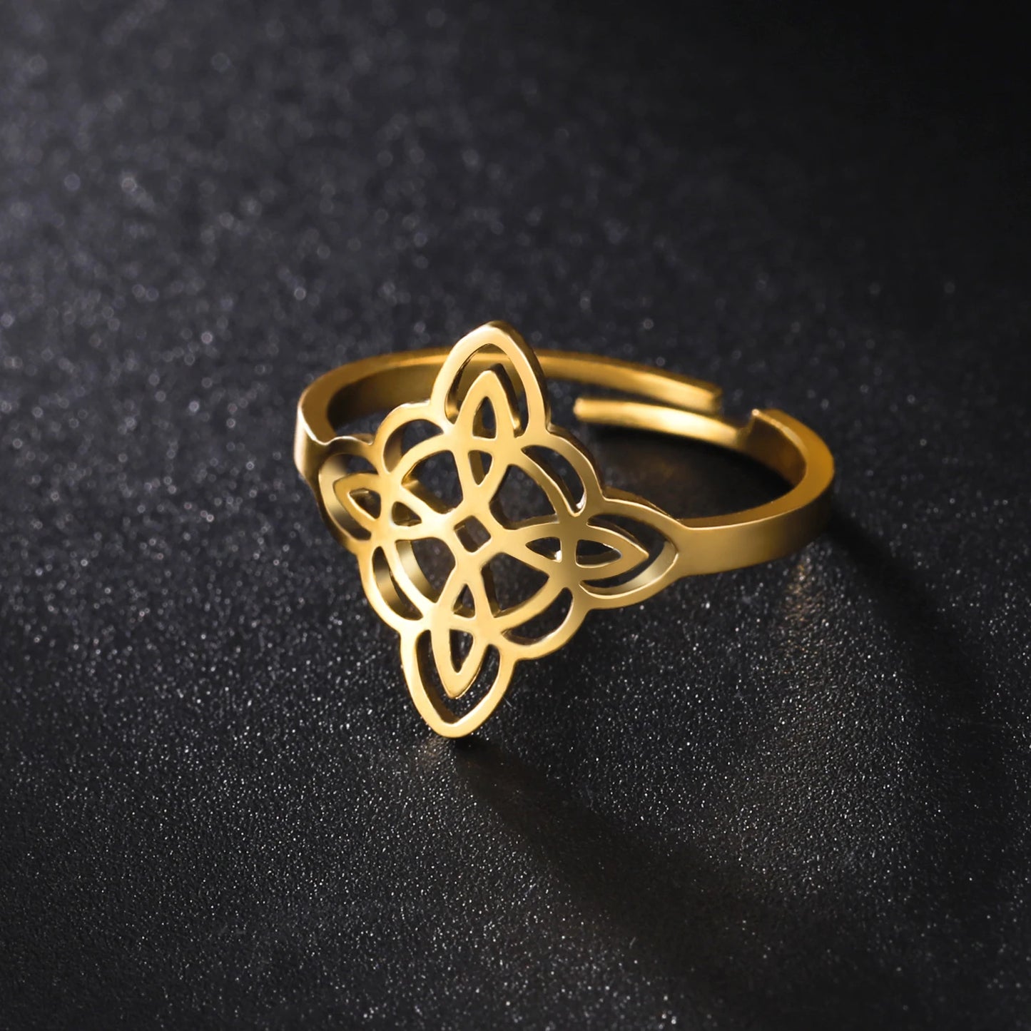 Eternal Knot Ring