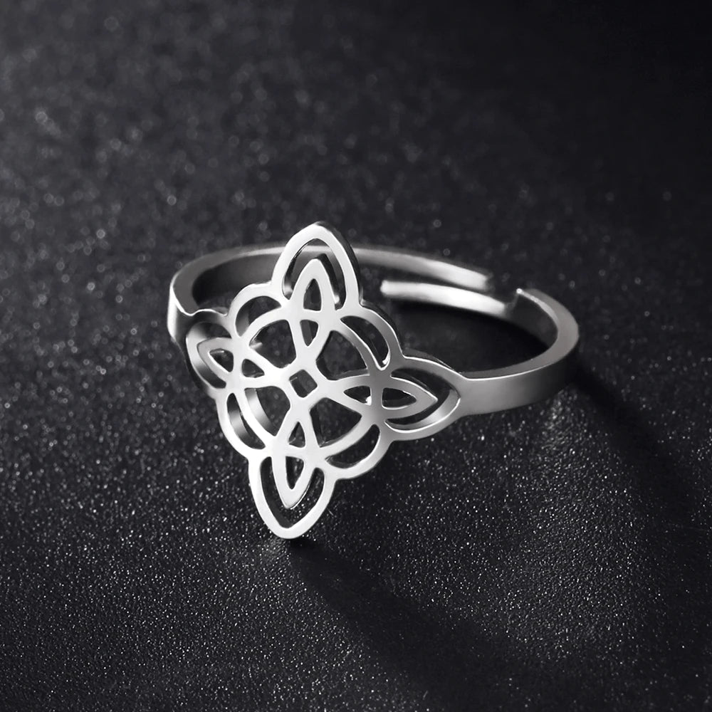 Eternal Knot Ring