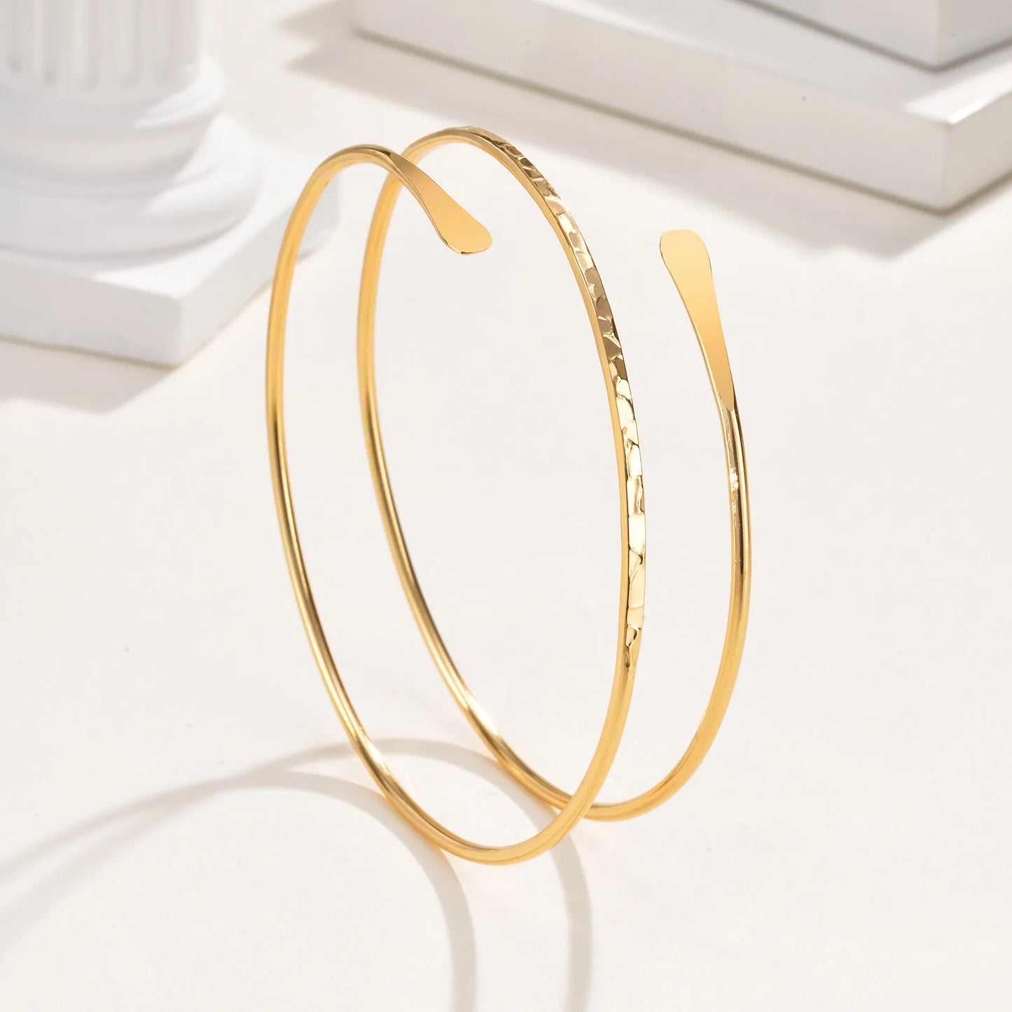 Radiant Queen Cuff