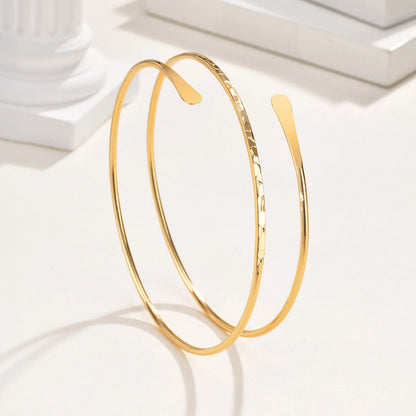 Radiant Queen Cuff